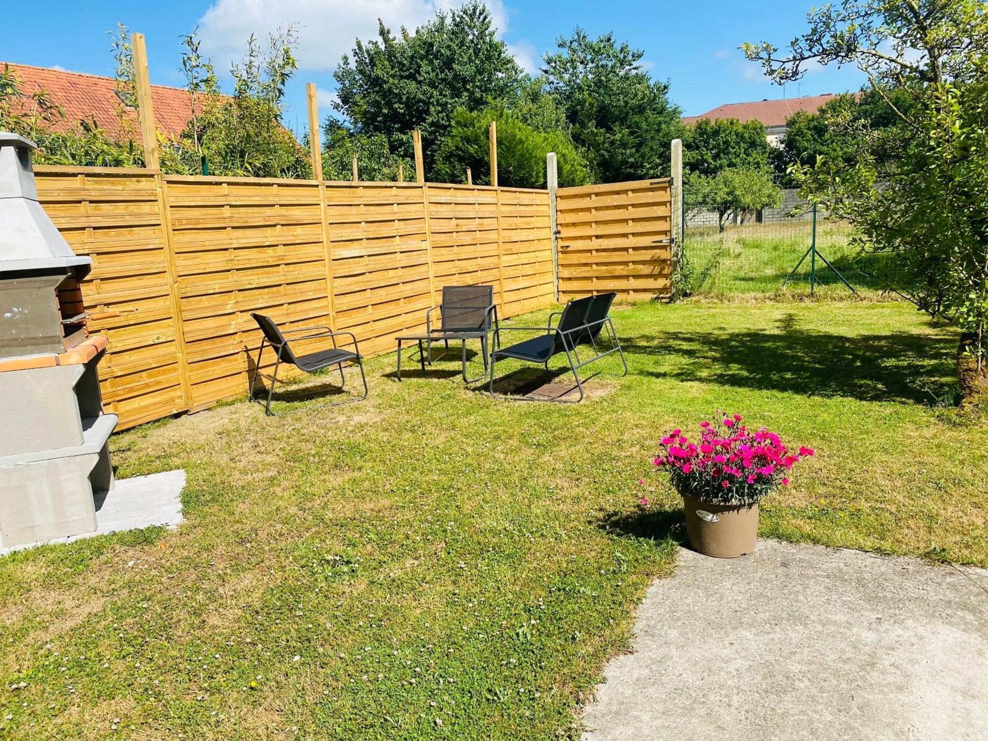 Apartament Domaine Des Tourelles N3 Conciergerie Leroy Caffiers Zewnętrze zdjęcie